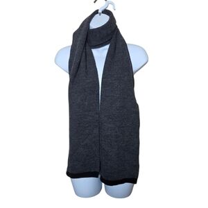 GAP 100% Merino Wool Scarf - Dark Heather Gray Knit, Black Contrast Trim